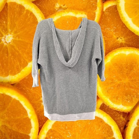 NEW York & Company Hooded‎ 3/4 Sleeve Gray and White Sweater - Picture 2 of 5